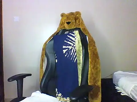 Snapshot of Candii_wet_ chatting on 02.27.26 Candii wet online show from 02.27.26