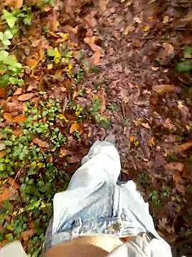 Snapshot of corizee chatting on 12.02.25 corizee online show from 12.02.25