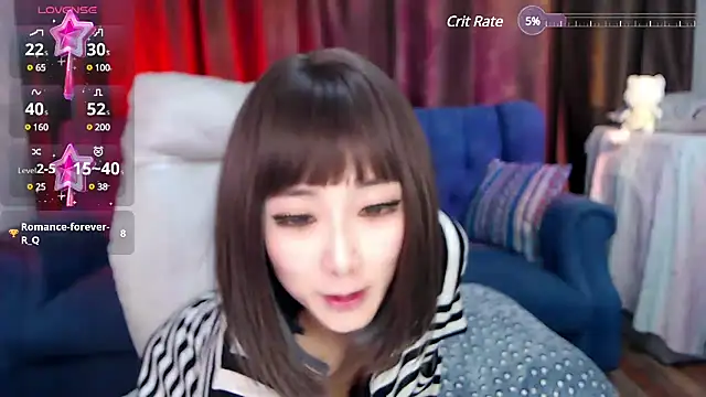 Snapshot of Rika-Q chatting on 12.27.24 Rika-Q online show from 12.27.24