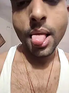 PRIYANHUxh online show from 04.02.26