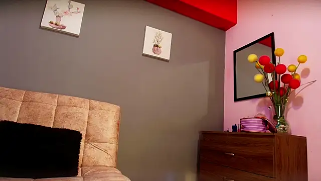 jade brunnette online show from 09.24.25