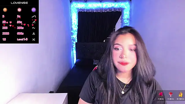 Mariana Hasper  online show from 03.05.25