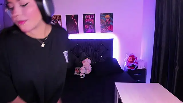 Mariana Hasper  online show from 09.11.25