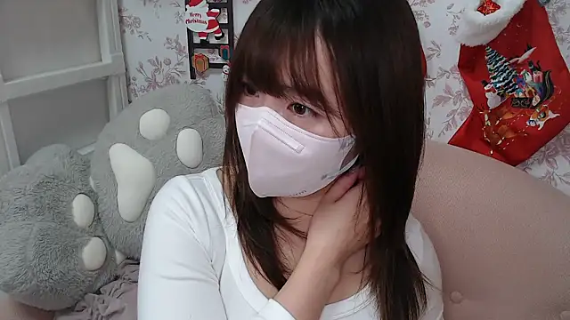 Snapshot of mei_hosina chatting on 12.15.25 mei hosina online show from 12.15.25