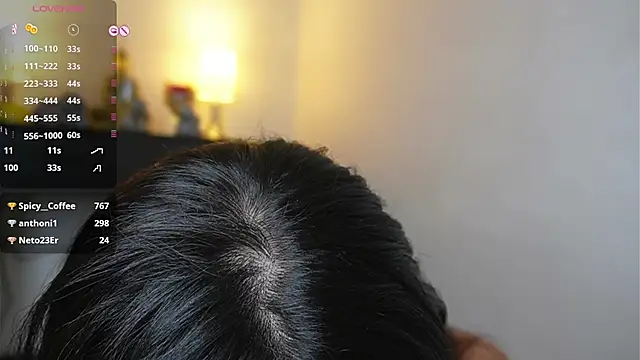 Snapshot of AlessiaVix chatting on 02.17.25 AlessiaVix online show from 02.17.25