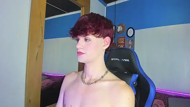 Snapshot of VladHellsing4 chatting on 01.02.25 VladHellsing4 online show from 01.02.25