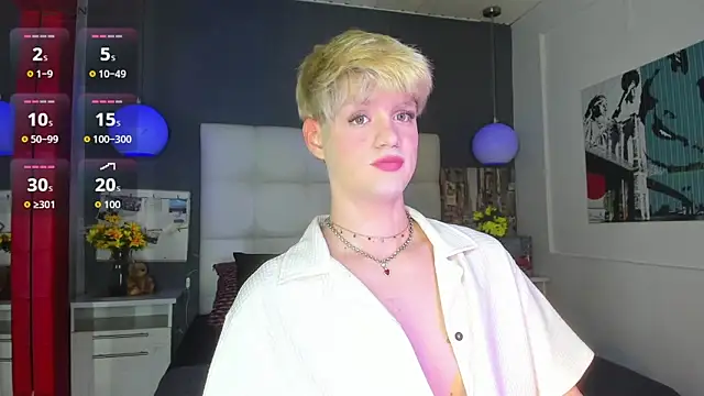 Snapshot of VladHellsing4 chatting on 11.27.25 VladHellsing4 online show from 11.27.25