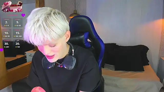 VladHellsing4 online show from 03.21.26