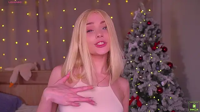 Snapshot of tessa_meow chatting on 01.13.25 tessa meow online show from 01.13.25