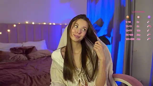 Goldy Grace  online show from 09.19.25