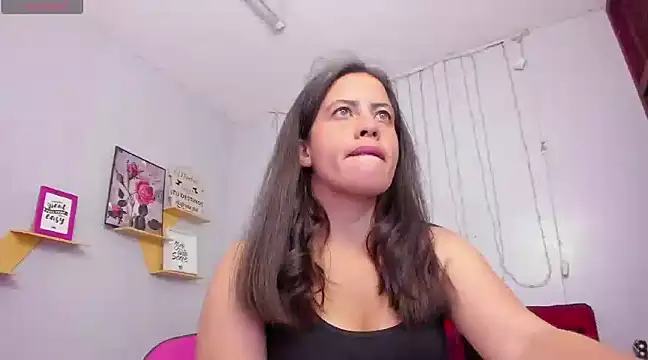 kathina giraldo online show from 03.19.25