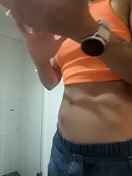 Snapshot of SofiaG_ chatting on 12.10.24 SofiaG  online show from 12.10.24