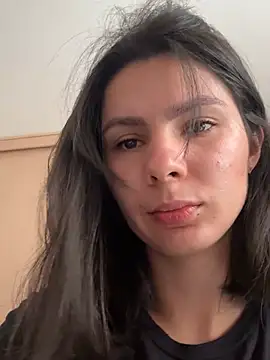 Snapshot of SofiaG_ chatting on 12.23.24 SofiaG  online show from 12.23.24