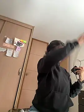 Snapshot of SofiaG_ chatting on 12.29.24 SofiaG  online show from 12.29.24