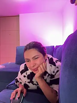 Snapshot of SofiaG_ chatting on 01.25.25 SofiaG  online show from 01.25.25