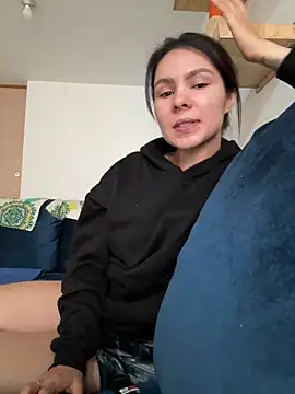 Snapshot of SofiaG_ chatting on 02.07.25 SofiaG  online show from 02.07.25