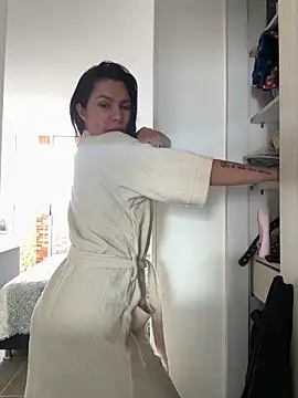 Snapshot of SofiaG_ chatting on 02.19.25 SofiaG  online show from 02.19.25