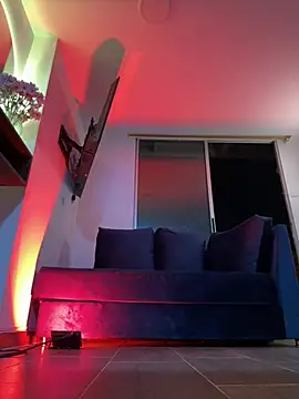 Snapshot of SofiaG_ chatting on 02.22.25 SofiaG  online show from 02.22.25