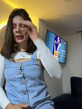 Snapshot of SofiaG_ chatting on 03.01.25 SofiaG  online show from 03.01.25