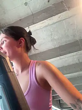 Snapshot of SofiaG_ chatting on 03.01.25 SofiaG  online show from 03.01.25