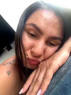 Snapshot of SofiaG_ chatting on 10.02.25 SofiaG  online show from 10.02.25