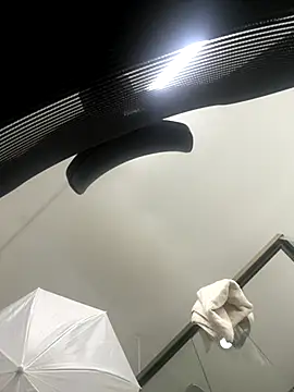 Snapshot of SofiaG_ chatting on 10.29.25 SofiaG  online show from 10.29.25