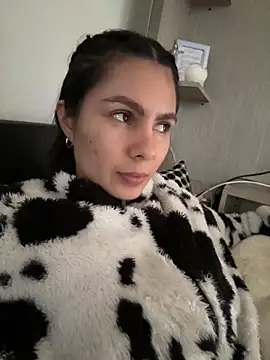 Snapshot of SofiaG_ chatting on 11.03.25 SofiaG online show from 11.03.25