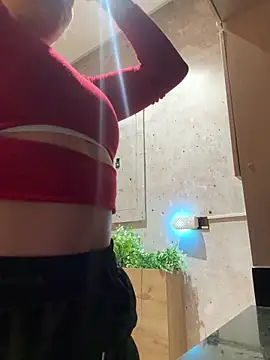 Snapshot of SofiaG_ chatting on 12.16.25 SofiaG online show from 12.16.25