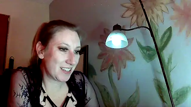 lilyhornyhousewife online show from 12.29.24