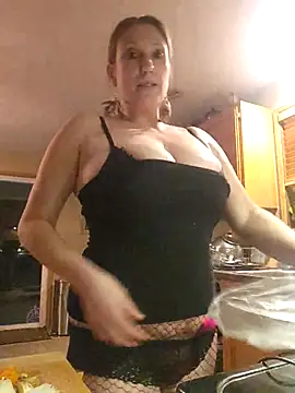 lilyhornyhousewife online show from 02.21.25