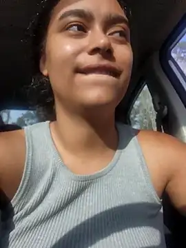 cinnaminnie online show from 03.20.25