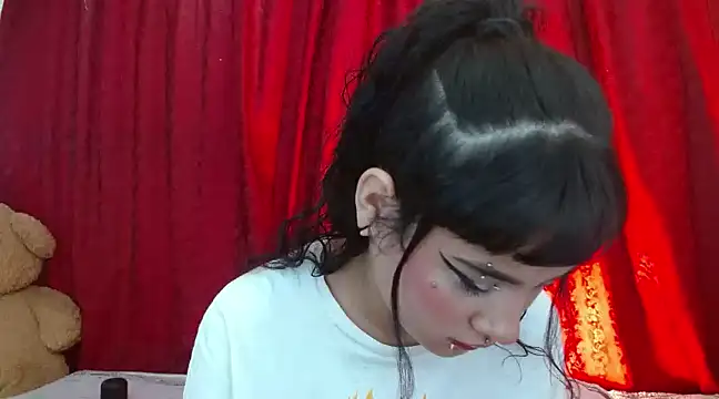 Snapshot of Maruu_miauu chatting on 02.12.25 Maruu miauu online show from 02.12.25