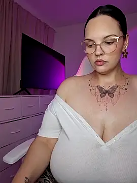 Jujuicy 97 online show from 03.11.26