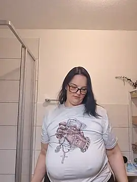 Jujuicy 97 online show from 03.25.26