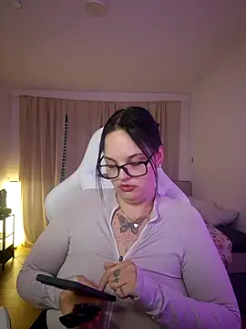 Jujuicy 97 online show from 04.09.26