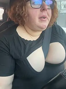 Snapshot of Tania-myr87_ZD chatting on 12.18.24 Tania-myr87 ZD online show from 12.18.24