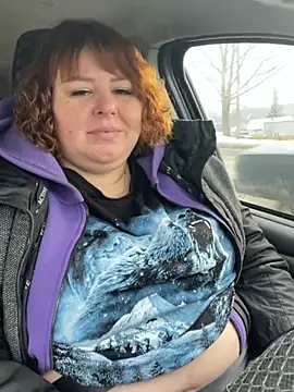 Snapshot of Tania-myr87_ZD chatting on 01.07.25 Tania-myr87 ZD online show from 01.07.25