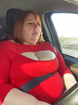 Snapshot of Tania-myr87_ZD chatting on 02.13.26 Tania-myr87 ZD online show from 02.13.26