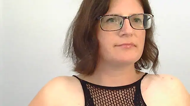 CrimsonMistress online show from 03.09.25