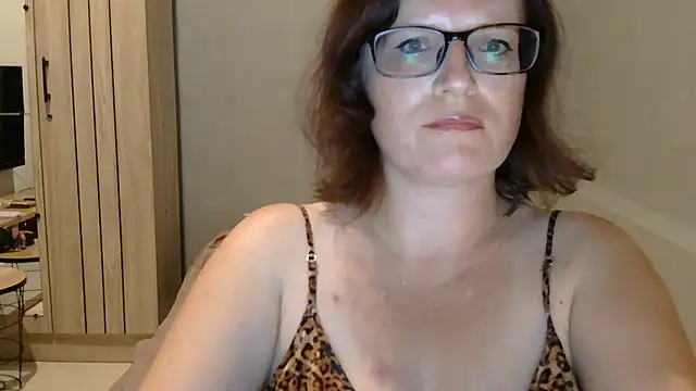 CrimsonMistress online show from 09.13.25