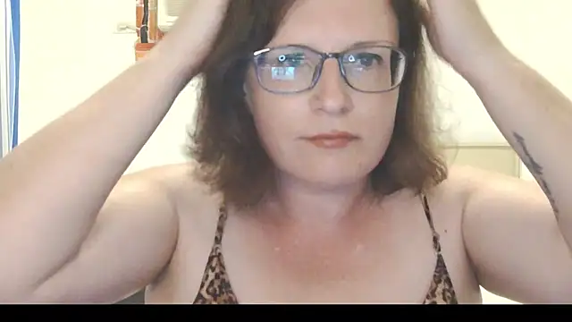 CrimsonMistress online show from 03.08.26