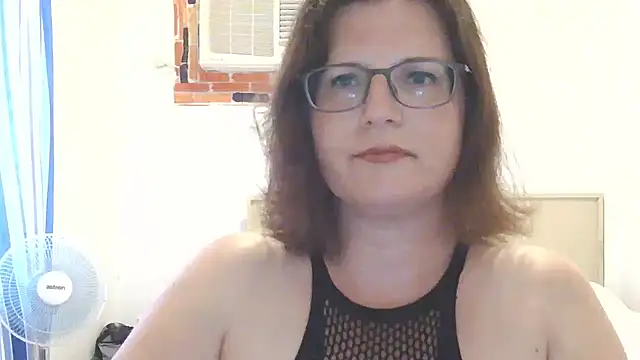 CrimsonMistress online show from 04.06.26