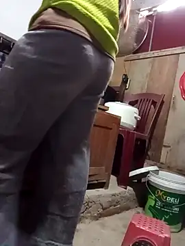 JasminePham online show from 12.20.24