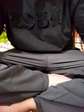 JasminePham online show from 11.08.25