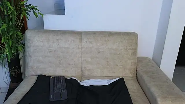 Lorenne Miller online show from 04.15.26