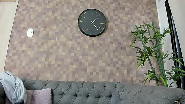 Snapshot of nataly_velez chatting on 10.31.25 nataly velez online show from 10.31.25