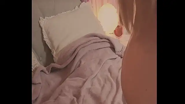 Blondecandie online show from 09.11.25