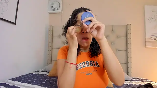 vanesasexyhot21 online show from 04.03.26