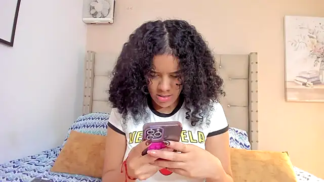 vanesasexyhot21 online show from 05.10.26