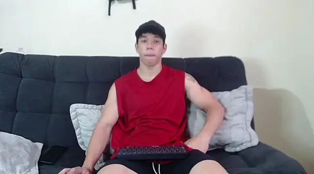 Snapshot of ethan_noir chatting on 03.13.25 ethan noir online show from 03.13.25